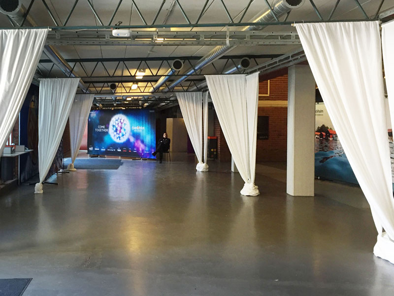 esc-2016-Maxibit_Stage_entrance